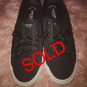 ❗️SOLD ON OTHER SITE❗️Women’s Sperry Sneakers